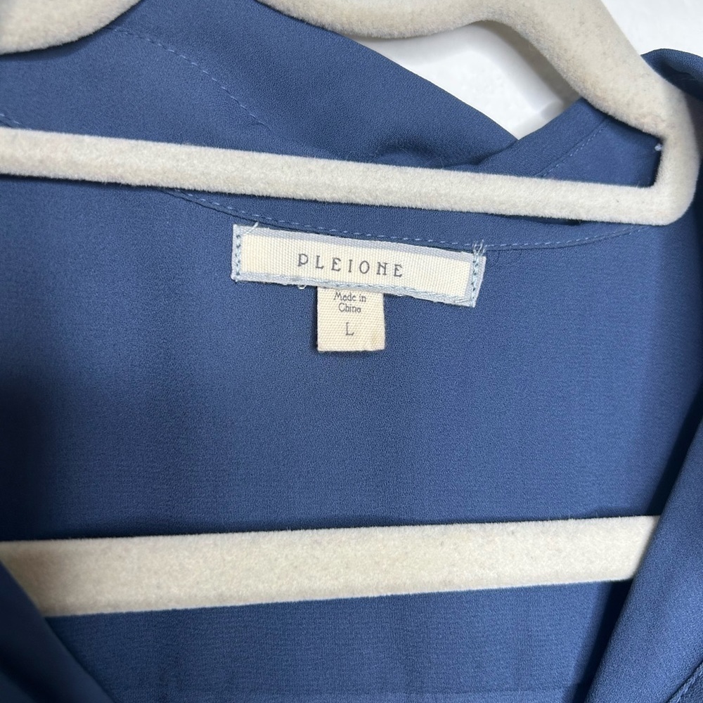 Anthropologie Pleione Button Down Top Blue Size Large - Picture 3 of 6